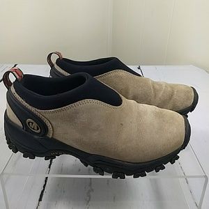 Merrell hiking shoes size 7
